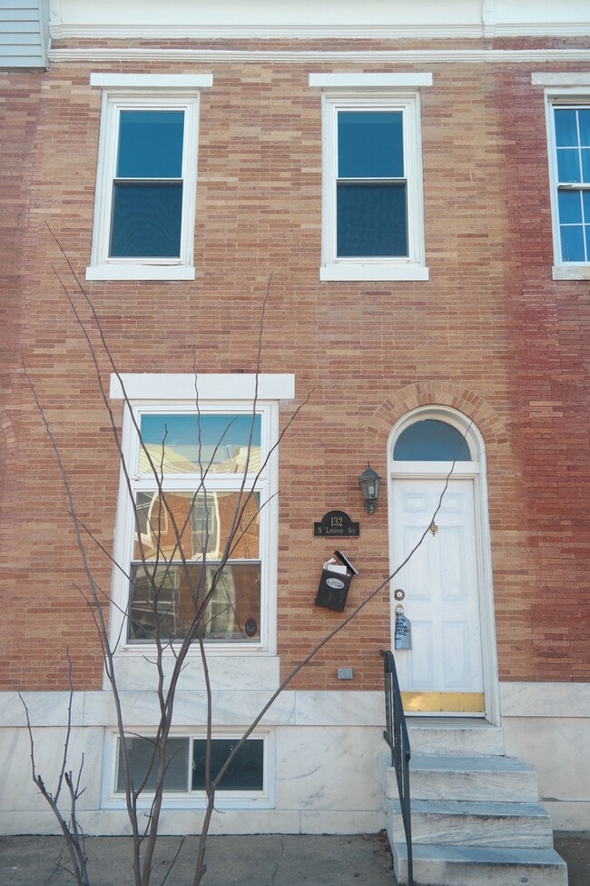 Building Photo - 132 N Linwood Ave