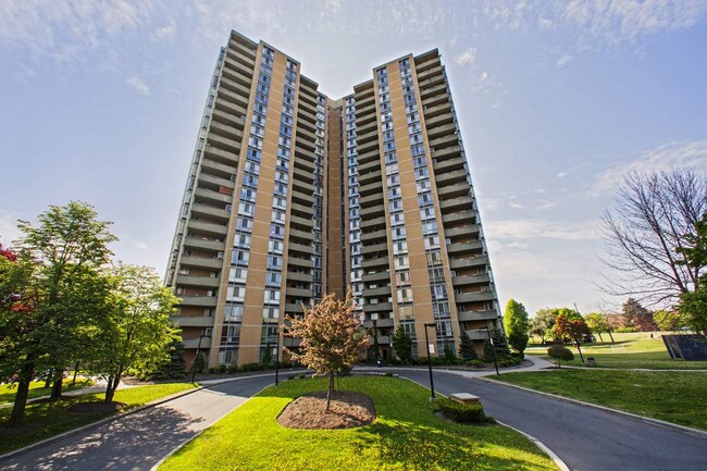 Building Photo - Altair