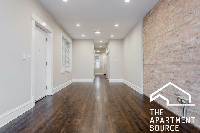 Foto del edificio - 2647 N Sacramento Ave