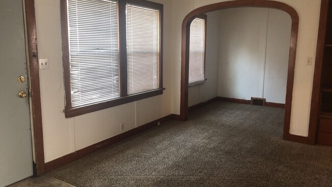 Building Photo - 675-677 NE Opal Street