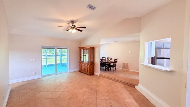 Building Photo - Bright & Spacious 3/2 Home with Huge Yard + Screened Patio — Lawn Care Included!