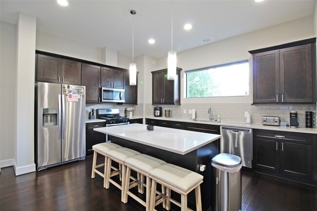 Building Photo - 959 St Augustine