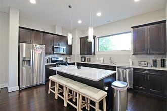 Building Photo - 959 St Augustine