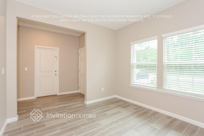 Foto del edificio - 10051 Lemon Grass Ln