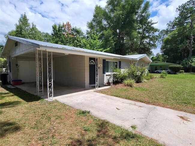 Building Photo - 1915 NW 38th Terrace