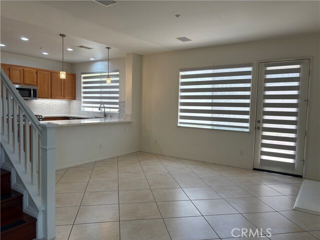 Building Photo - 50 Salton