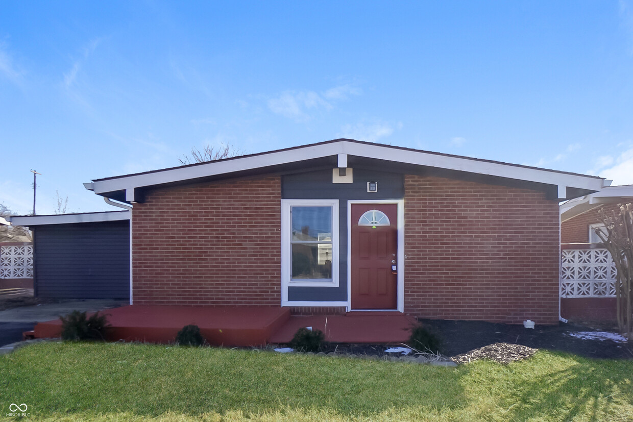 Primary Photo - 1627 Englewood Dr