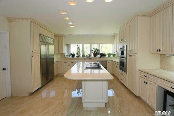 Building Photo - 5 Woodfield Ln