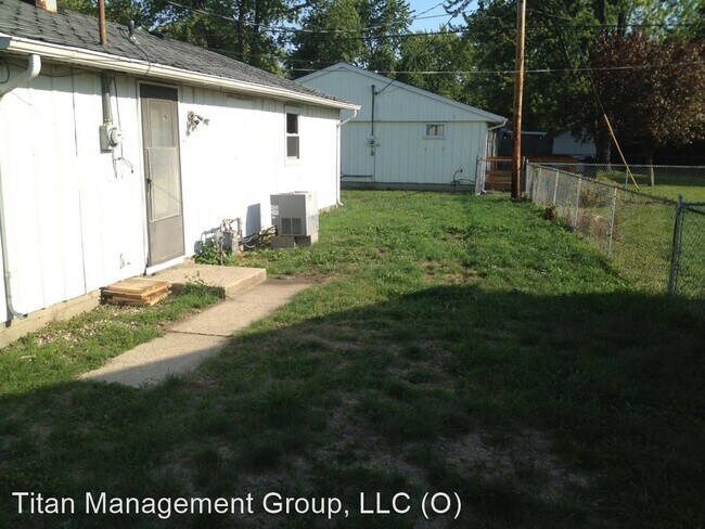 Foto del edificio - 3 br, 1 bath House - 3000 Mojave Drive