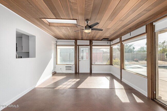 Foto del edificio - 4618 S Calle Los Cerros Dr