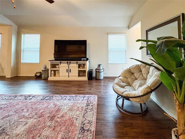 Building Photo - 307 Andesite Trl