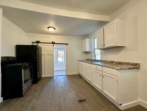 Building Photo - 2815 N Humboldt Ave