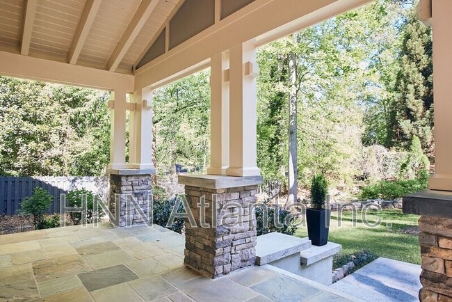 Building Photo - 1843 Butlers Ln