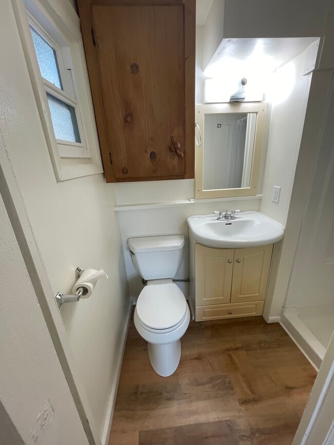 Foto del edificio - 217 N Dakota St