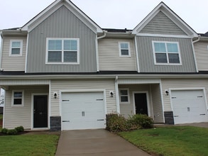 Building Photo - 17 Apricot Ln
