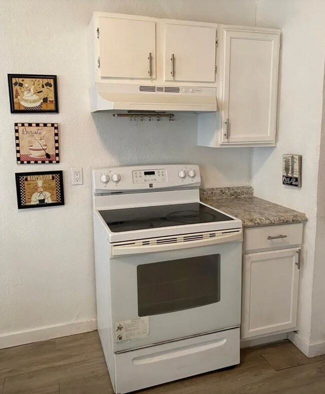 Foto del edificio - 4177 Doyle Ln