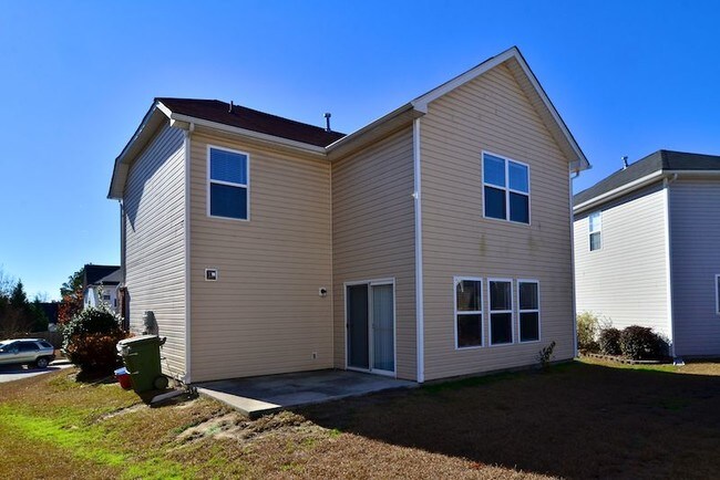 Building Photo - 875 Spears Dr