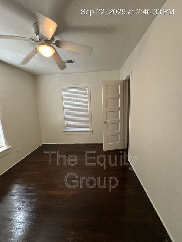 Building Photo - 1006 N Conyer St