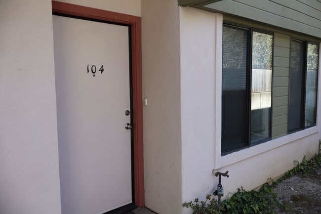 Building Photo - 1239 Foothill Blvd