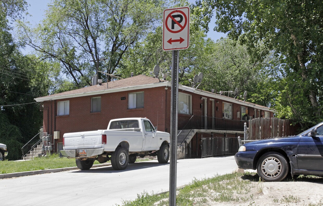 Foto del edificio - 756 E Green St