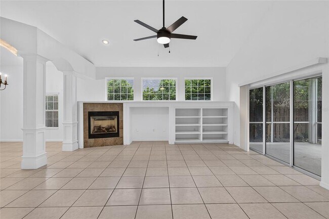 Foto del edificio - 914 SW 83rd Terrace