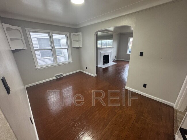 Foto del edificio - 9365 Birwood St