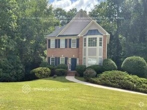 Building Photo - 1595 Versailles Dr