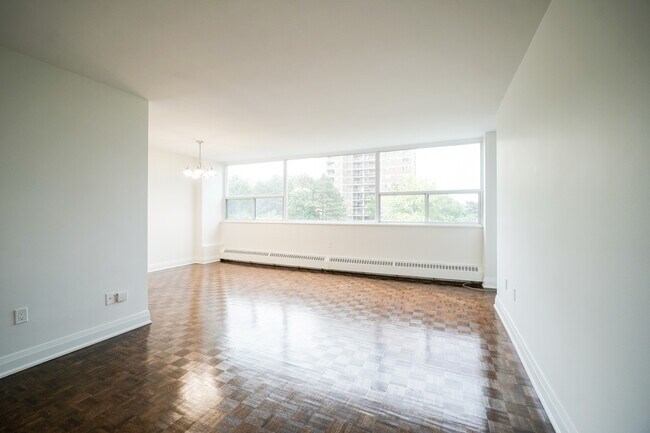 Building Photo - 185 Shaughnessy Blvd