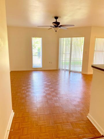 Foto del edificio - 4751 Via Palm Lakes