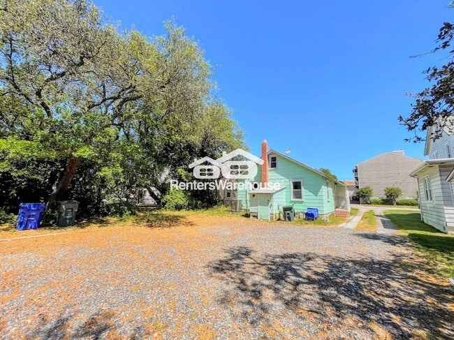 Building Photo - 2235 E Ocean View Ave