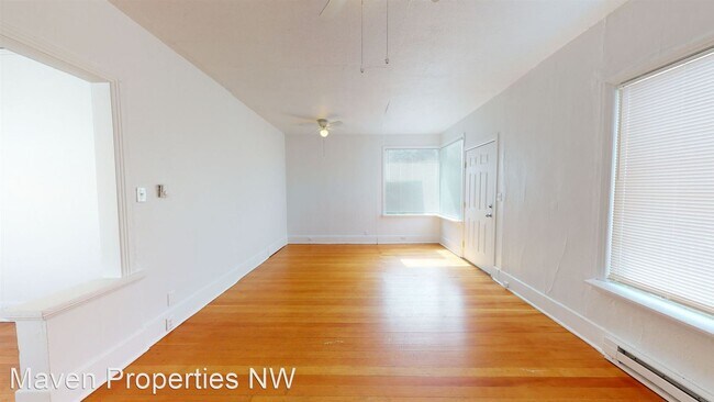 Foto del edificio - 3 br, 1 bath House - 4918 42nd Ave S