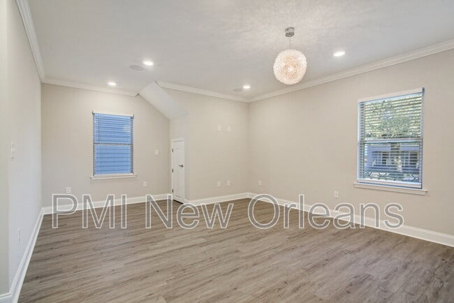 Building Photo - 2232 Bienville St