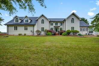 Building Photo - 656 Lakeside Dock Dr