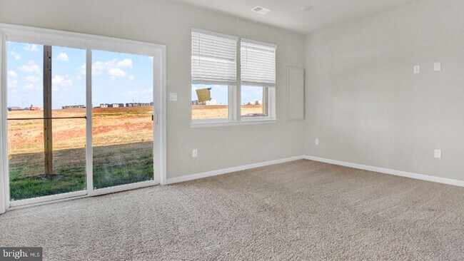 Building Photo - 331 Ensemble Wy