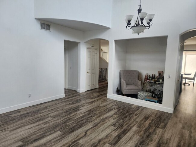 Foto del edificio - Gorgeous 4 Bedroom Home in Temecula with R...
