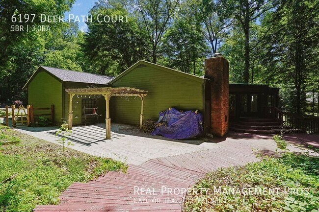 Foto del edificio - 6197 Deer Path Ct