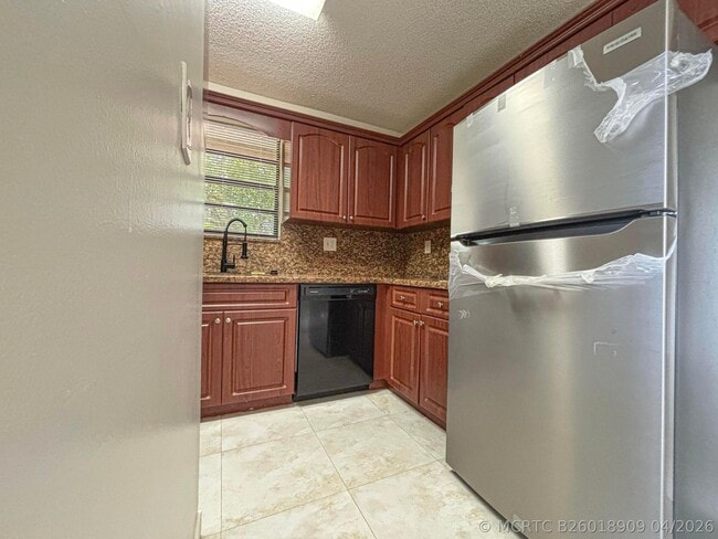 Building Photo - 10901 NW 45th St