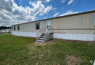 Building Photo - 1009 Antioch Rd