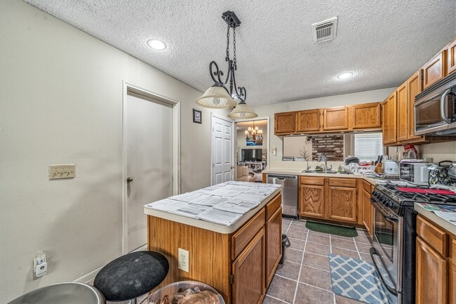 Foto del edificio - 9915 Villa Verde Dr