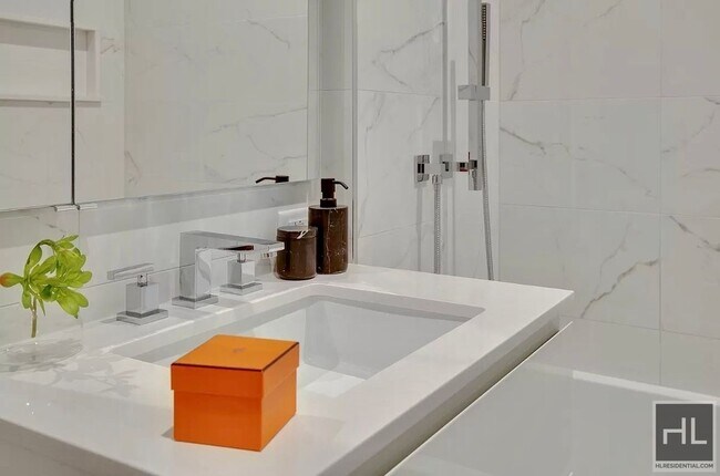 Foto del edificio - East 44th Street