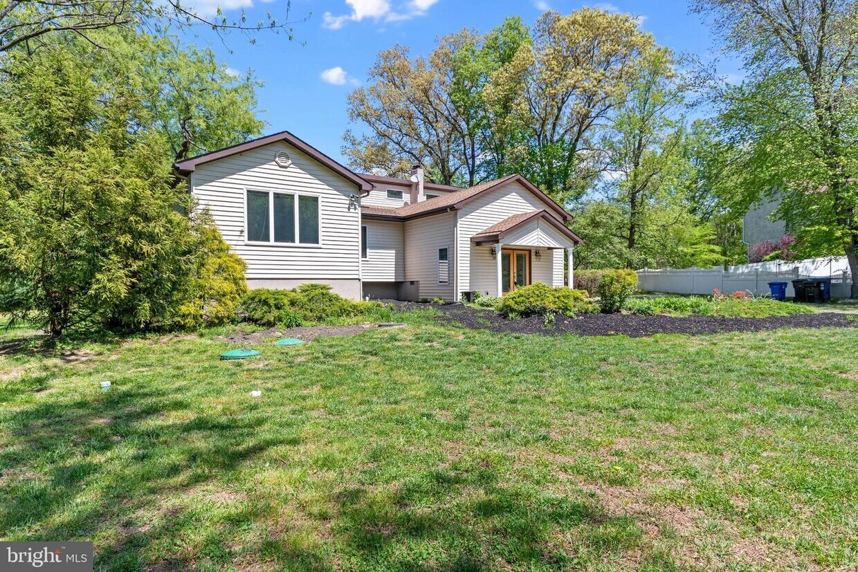 21 Hart Ln, Mantua Township, NJ 08080 House Rental in Mantua Township