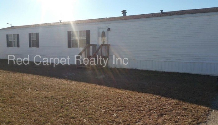 Primary Photo - 2943 Trace - gated mobile home community!