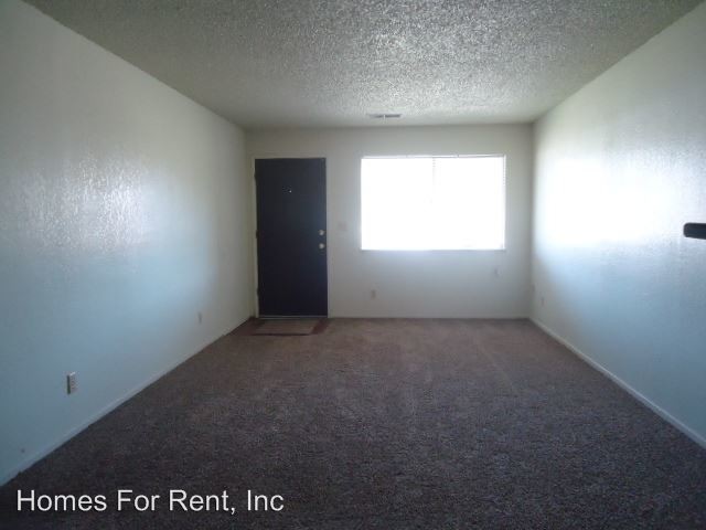 Foto del edificio - 2387 E Springville Ave
