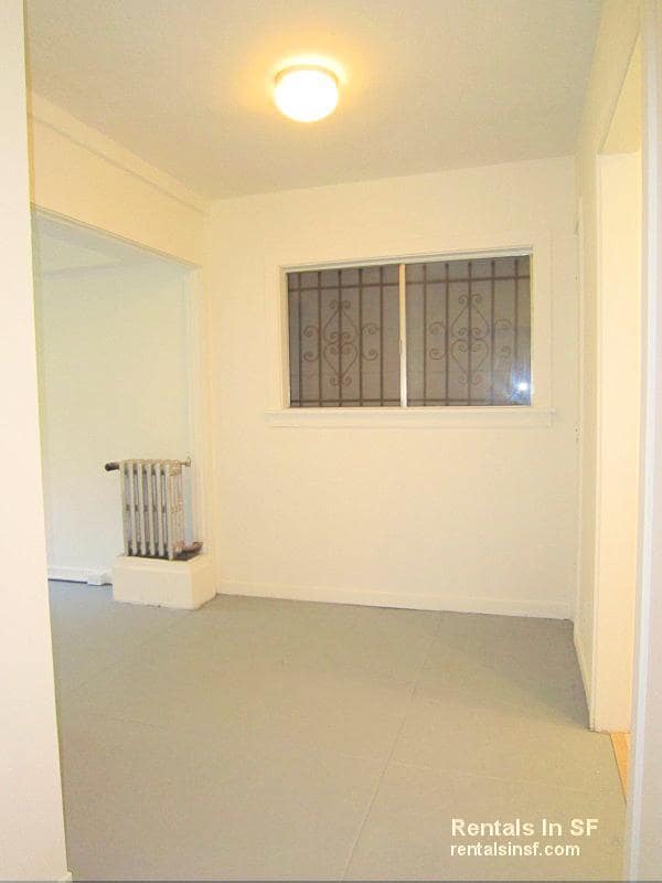 Building Photo - 1053 Bush St