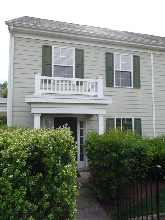 Building Photo - 4508 Gwens Way