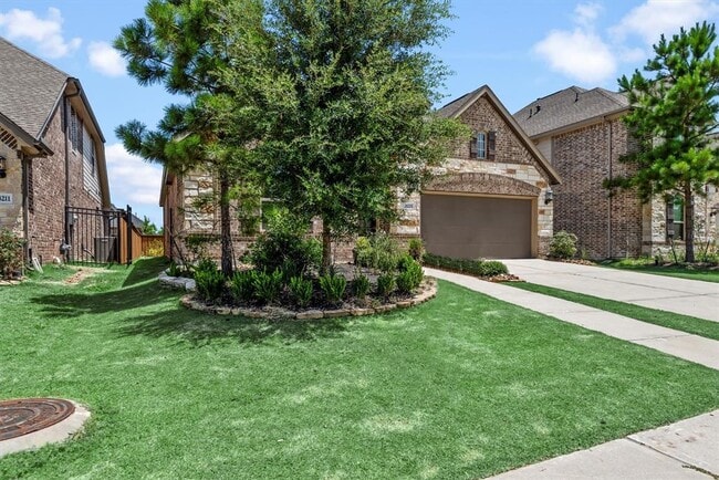 Building Photo - 28215 Whitmore Bend Dr