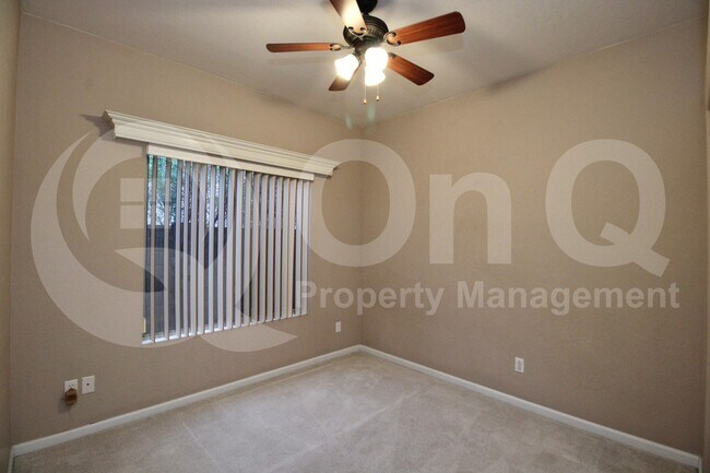 Building Photo - 685 W Estrella Dr