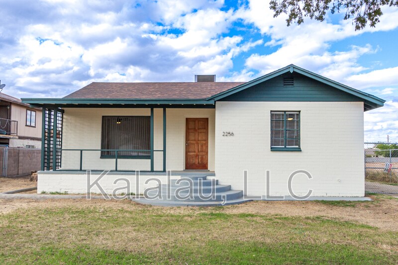 Foto principal - 2256 W Ella St