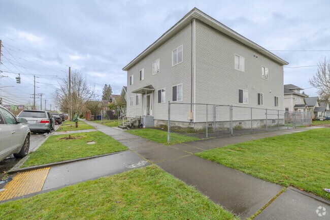 Building Photo - 1424 Earnest S Brazill St