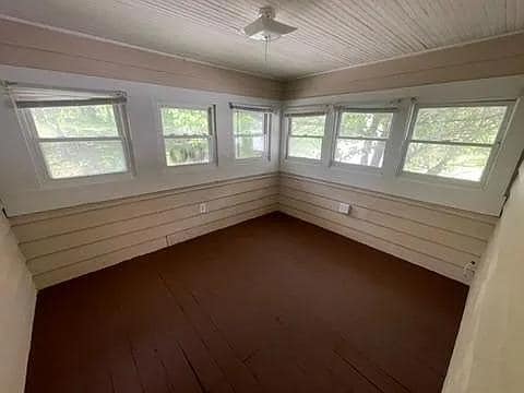 Photo - 2407 E 16th St Apartment